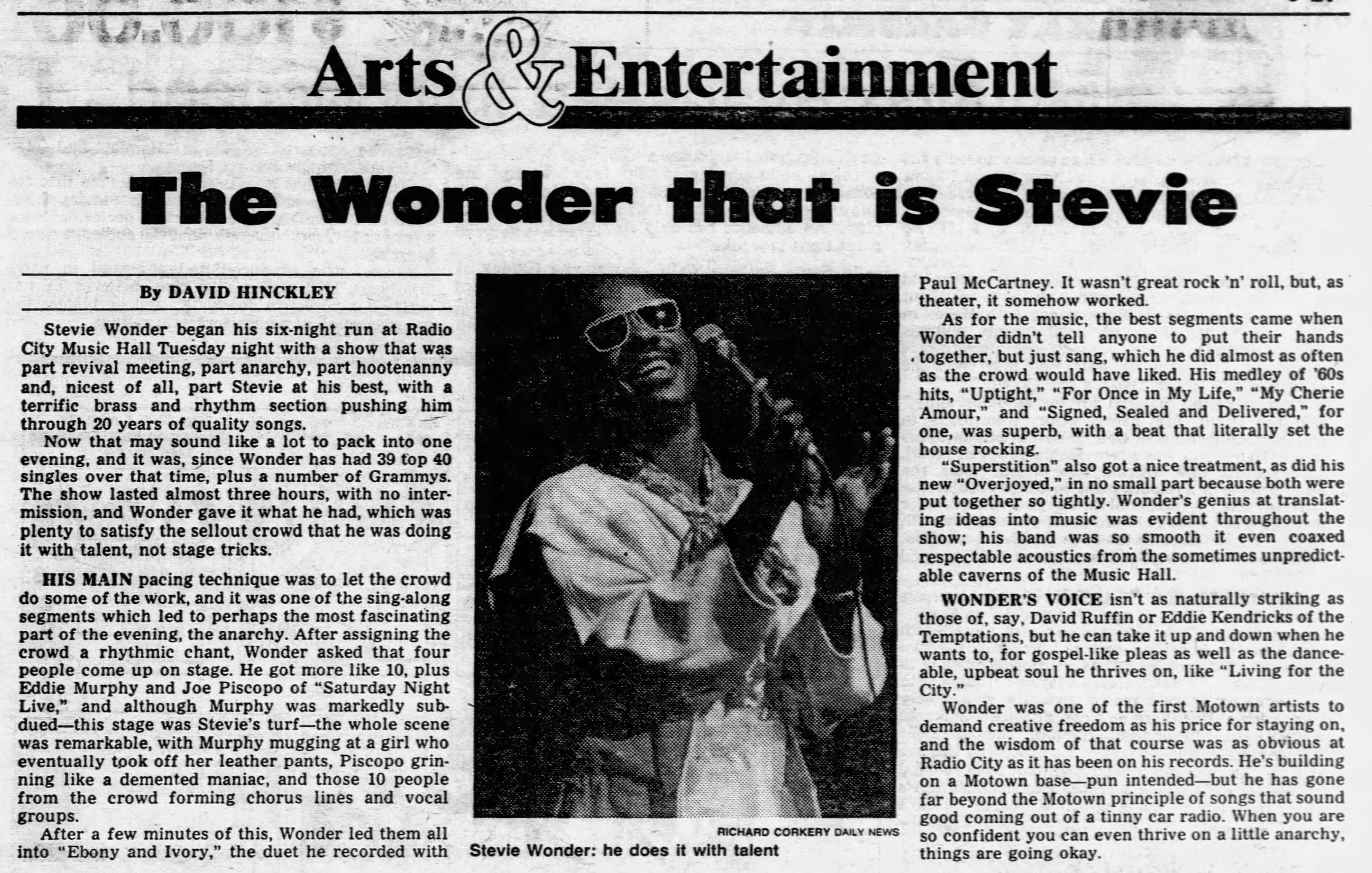 StevieWonder1983-10-22LateRadioCityMusicHallNYC (1).jpg